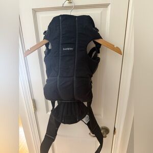 Baby Bjorn Mini Carrier _ Black